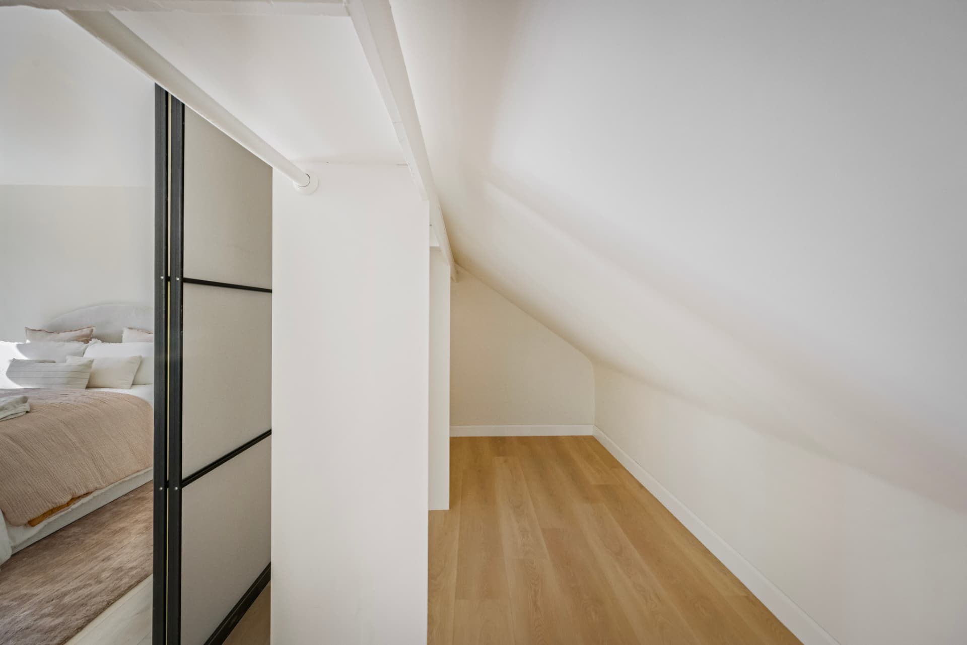 Bonus storage nook under the eaves